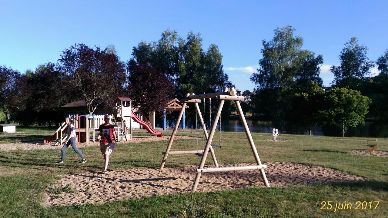 Camping De Ladignac Le Long Bel Air Exterior foto