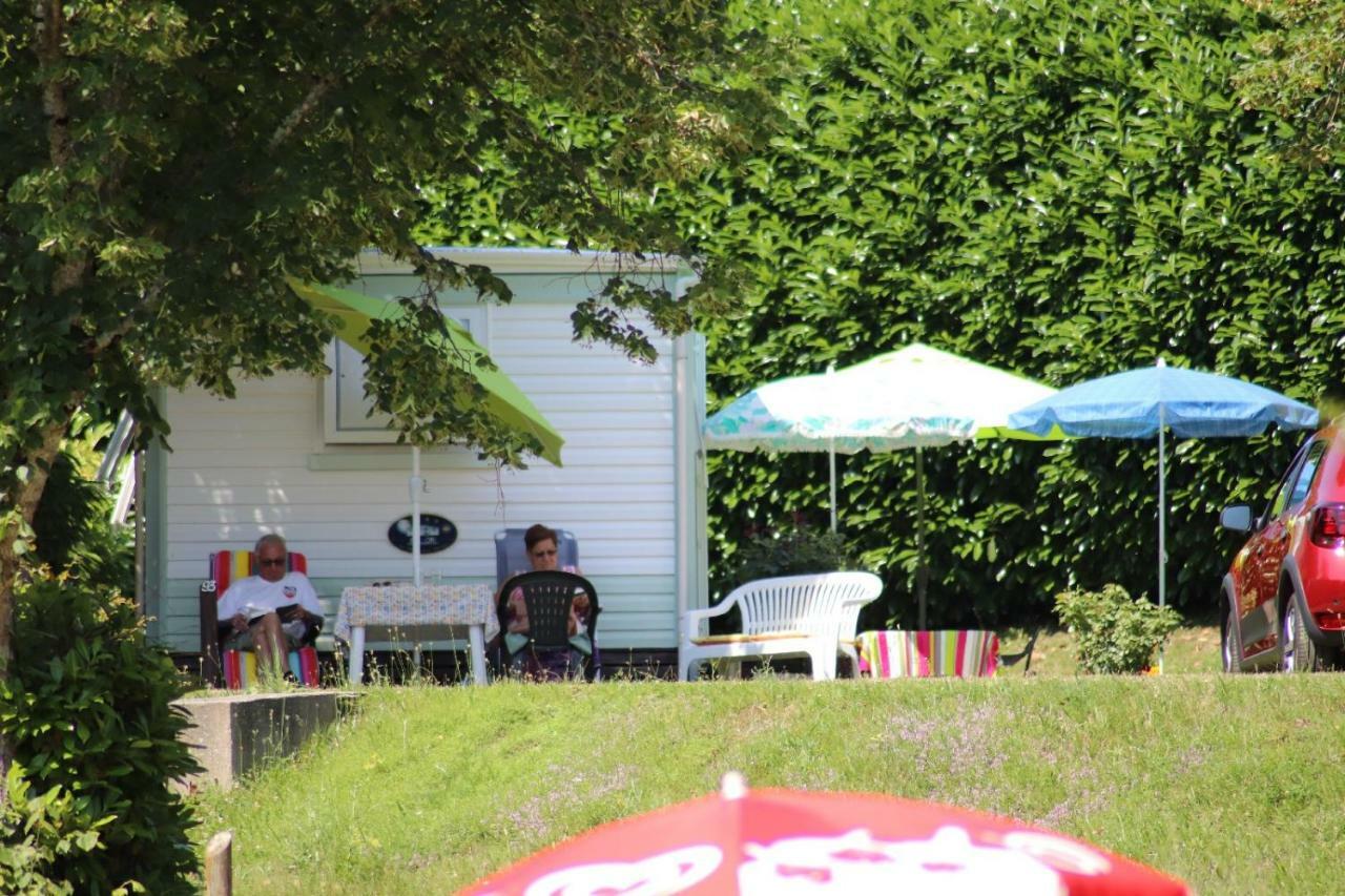 Camping De Ladignac Le Long Bel Air Exterior foto
